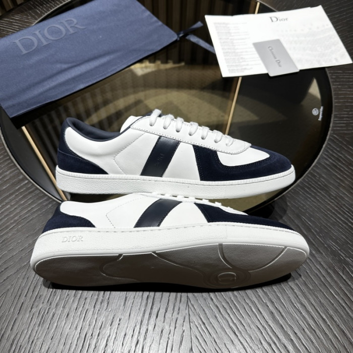 D10R SHOES B01 D896-182