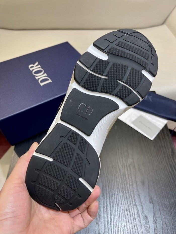 D10R B22 TRAINER SNEAKER DR258-0082