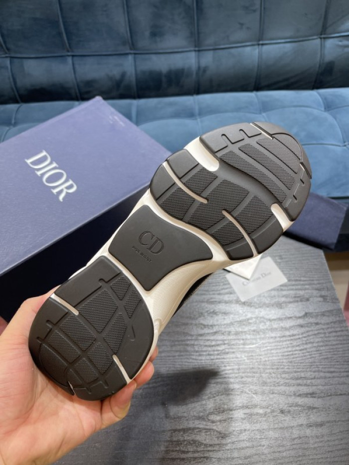 D10R B22 TRAINER SNEAKER DR258-0090
