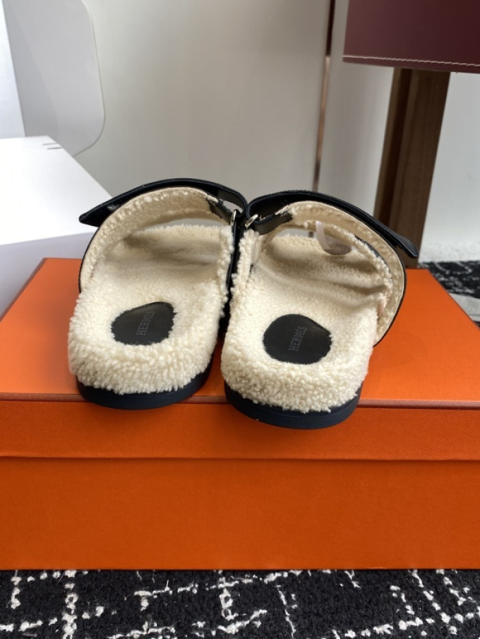 He*mes Slide CU526-2156