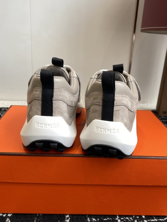 HER*MES SNEAKER HM1028-133