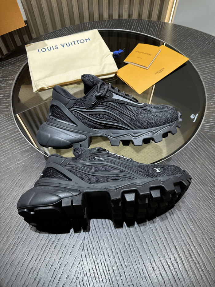 1V SHOES 1VS02