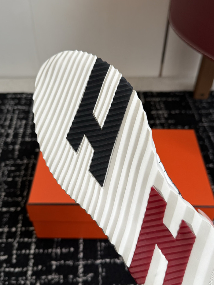 HER*MES SNEAKER HM1028-194