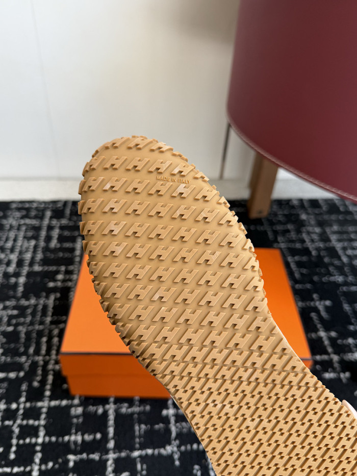 HER*MES SNEAKER HM1028-205