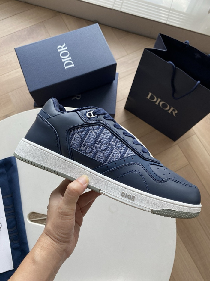 D10R B27 SNEAKERS BNOP235-101