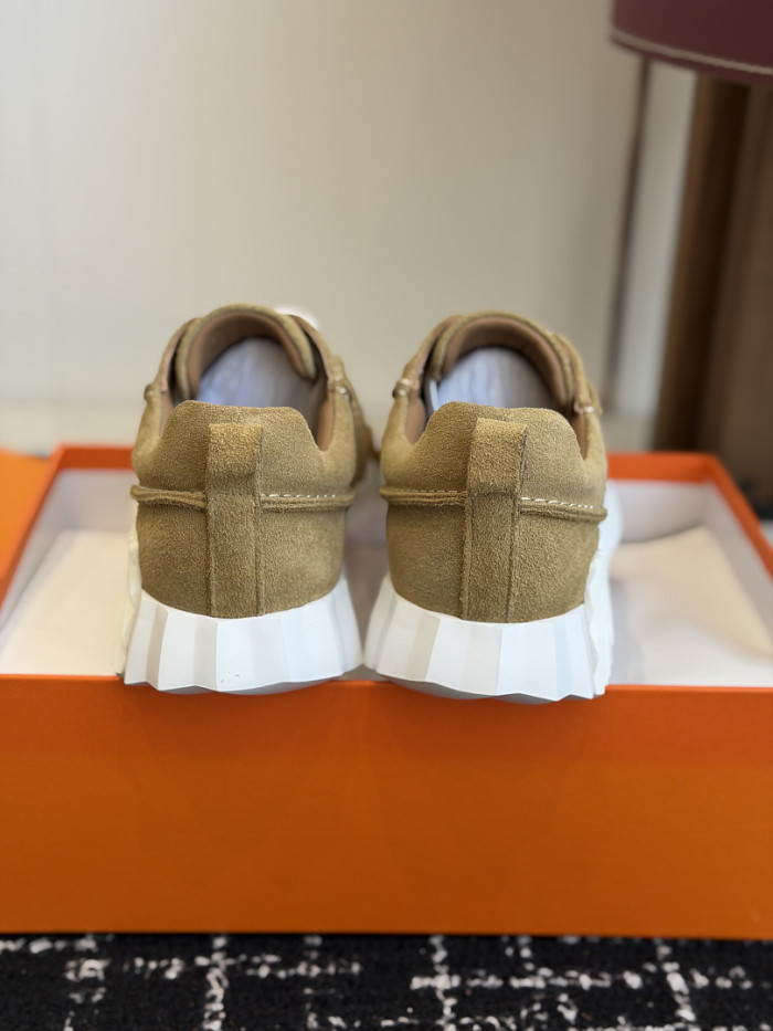 HER*MES SNEAKER HM1028-216