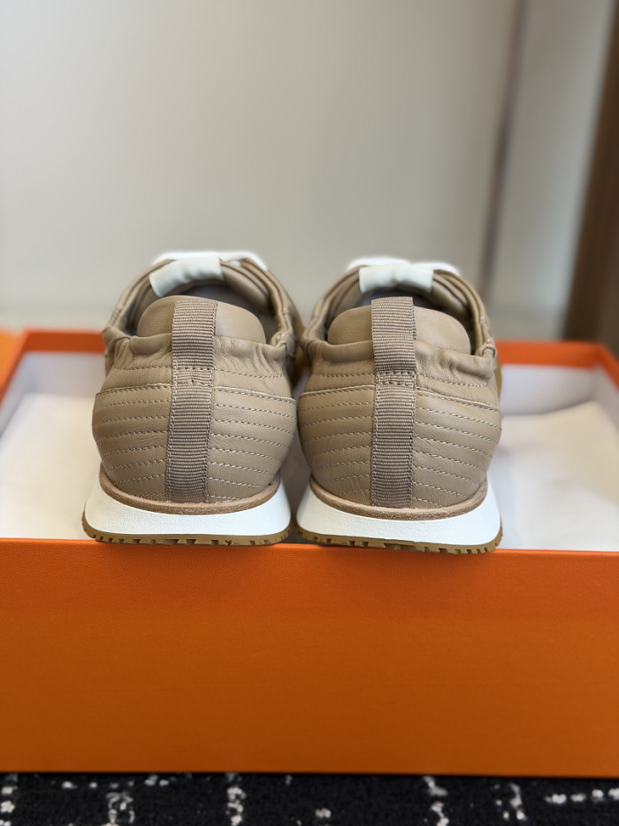 HER*MES SNEAKER HM1028-224