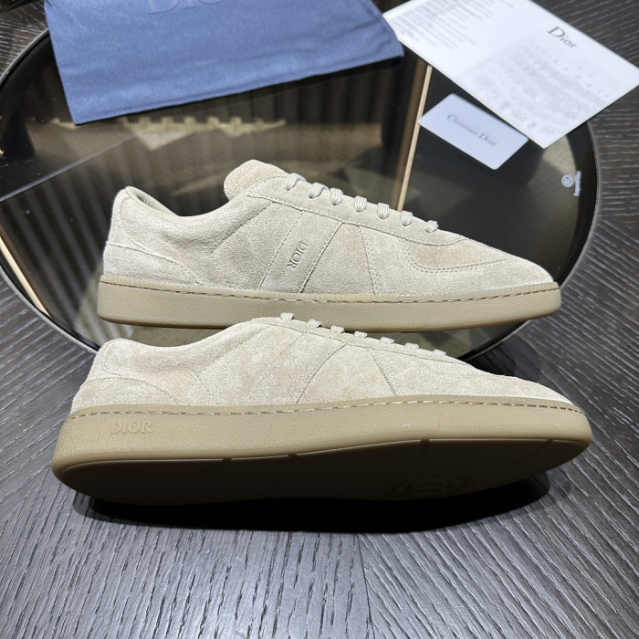 D10R SHOES B01 D896-198