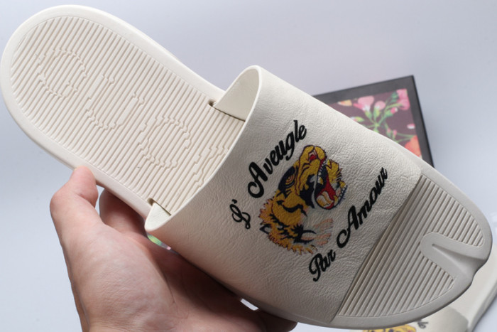 gucc slippers