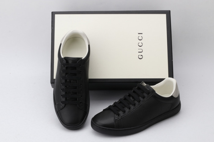 gucc ace embroidered low-top sneaker 431942a38g09064