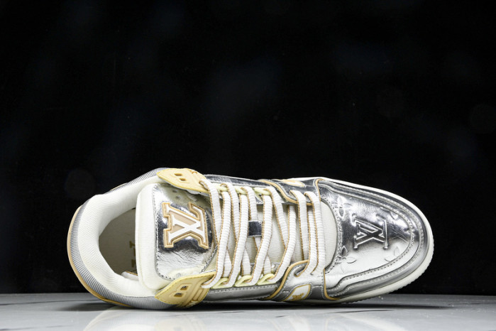 1V SNEAKERS 1V0425-185
