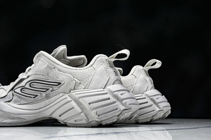 BLCG Sneaker 825418 WDWTS 1980