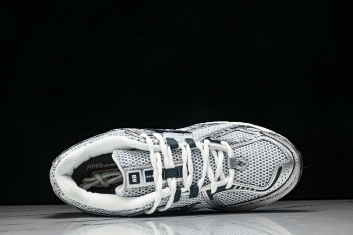 New Ba1an*e 1906R Silver Metallic Deep Ocean U1906RCE