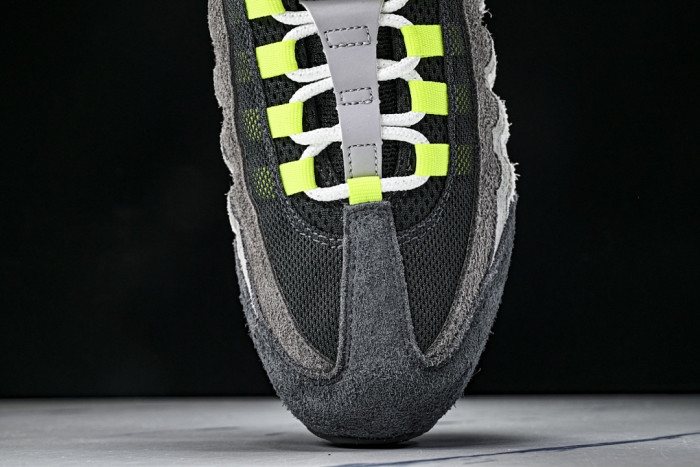 Nike Air Max 95 OG Reverse Gradient Neon HM4738-001
