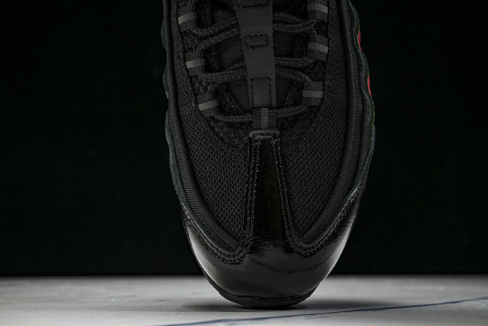 Nike Air Max 95 SP Undefeated Black IB4453-001