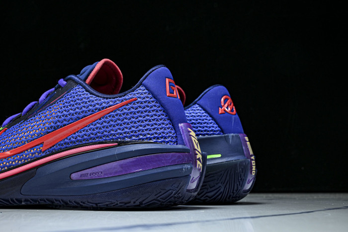 Nike Air Zoom GT Cut 