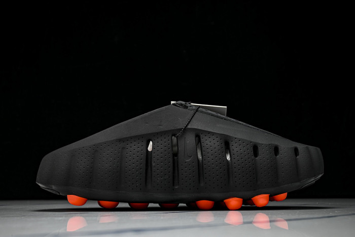 Nike Mind 001 