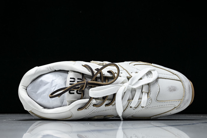 M*u M*u x New Ba1an*e Leather Sneakers UM001