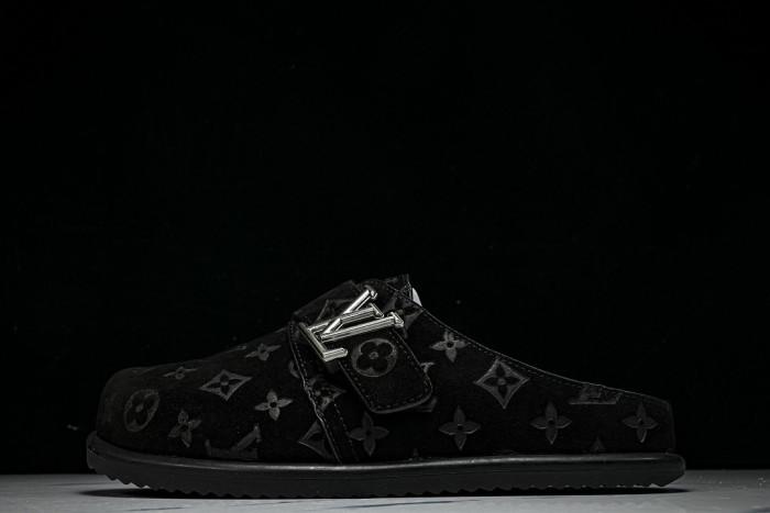 1*V SLIPPERS 11V0107-124
