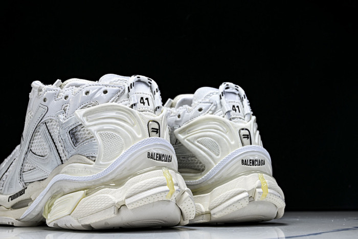 BLCG RUNNER SNEAKER WRNLD0102