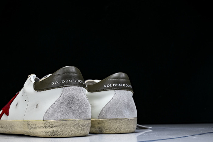 G01den G003e SNEAKERS GGS00048