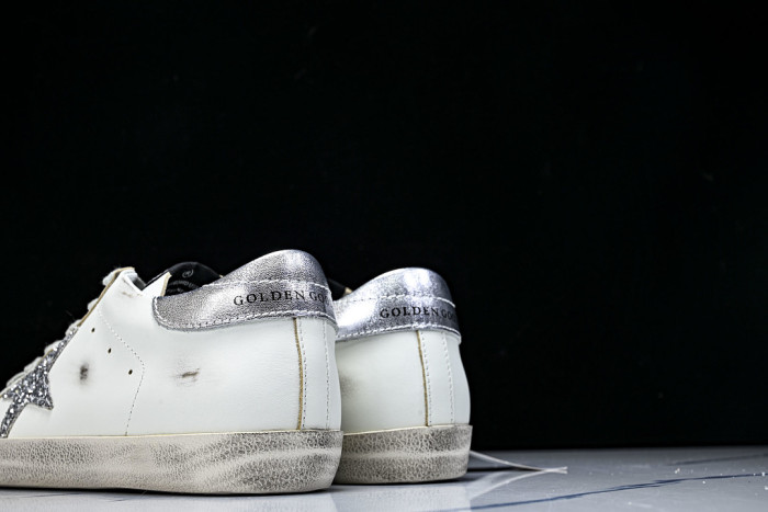 G01den G003e SNEAKERS GGS00052