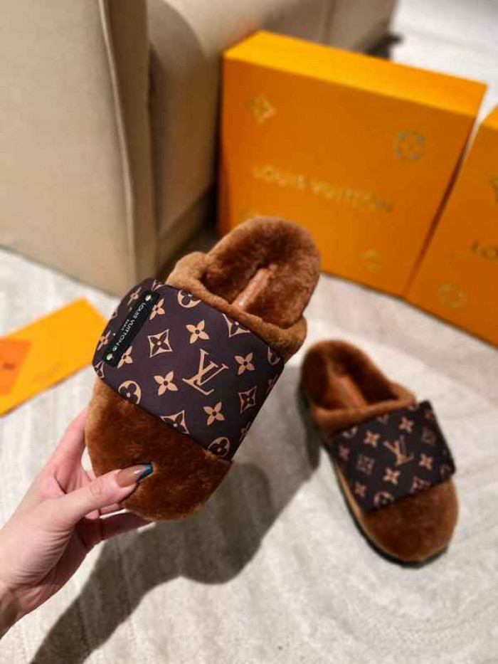 1*V SLIPPERS 11V0107-019