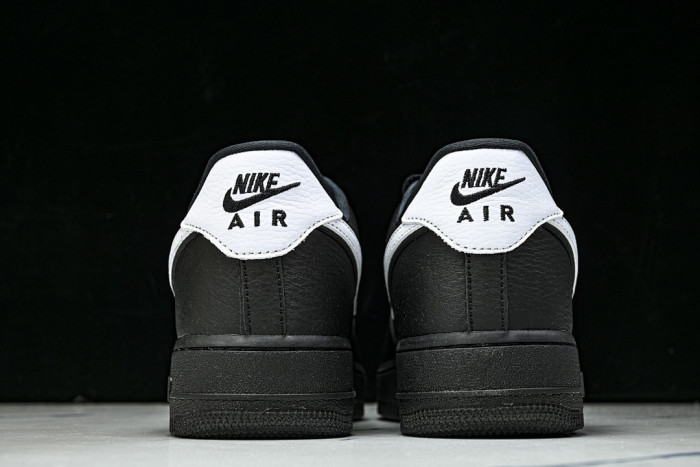 Nike Air Force 1 Low Retro QS 