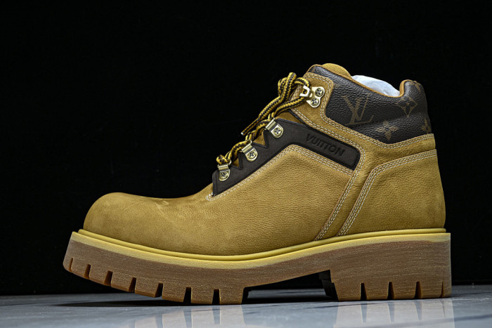 1V BOOTS 1VB07