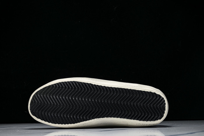 G01den G003e SNEAKERS GGS00038