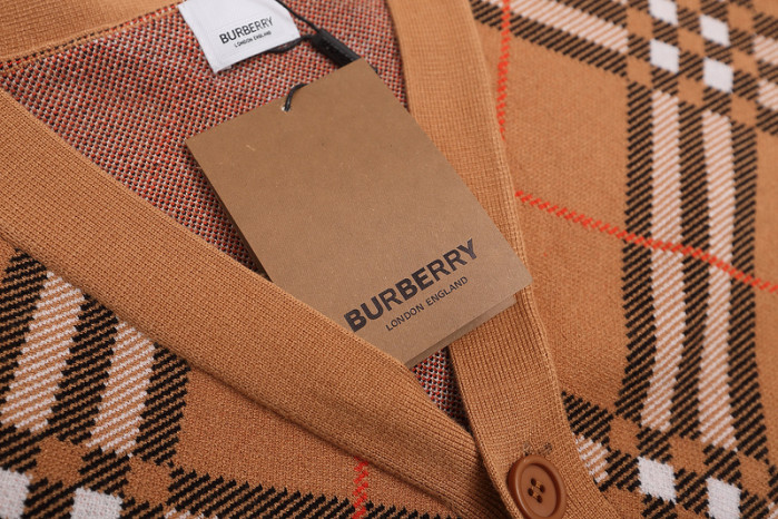 BURBE*Y BB1216-061