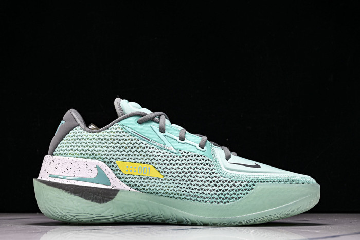 Nike Zoom GT Cut 