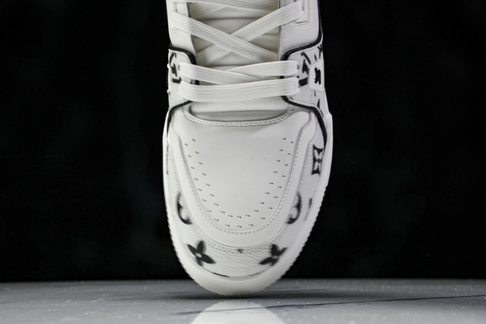1V SNEAKERS 1V0425-311