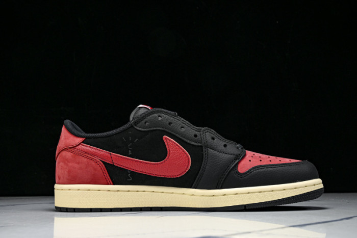 Travis Scott x Air Jordan 1 Low Bred DM7866-061