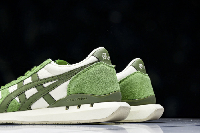 As1cs Onitsuka Tiger Uitimate 81 EX 1203A719-293
