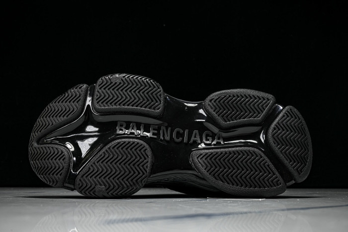 BLCG SNEAKER TRIPLE.S SNEAKERS WTRS2-1011