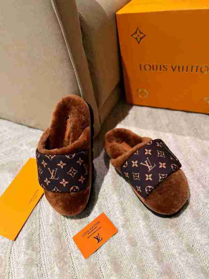 1*V SLIPPERS 11V0107-019
