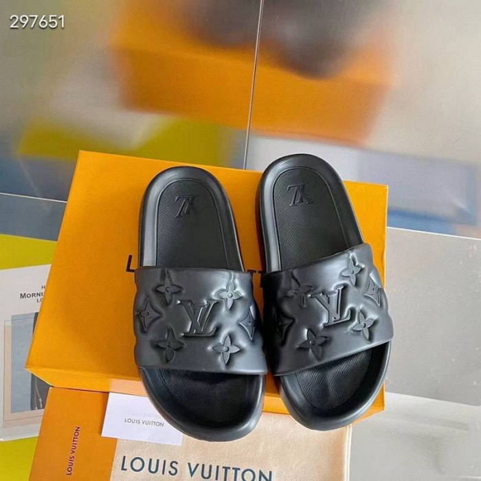 1*V SLIPPERS 11V0107-032