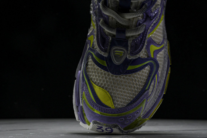 blcg runner sneaker w3rxp 9570