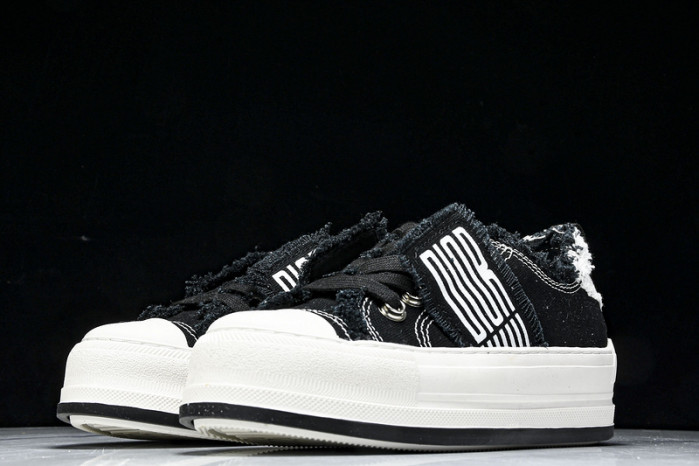 D10R Sneaker D896-174