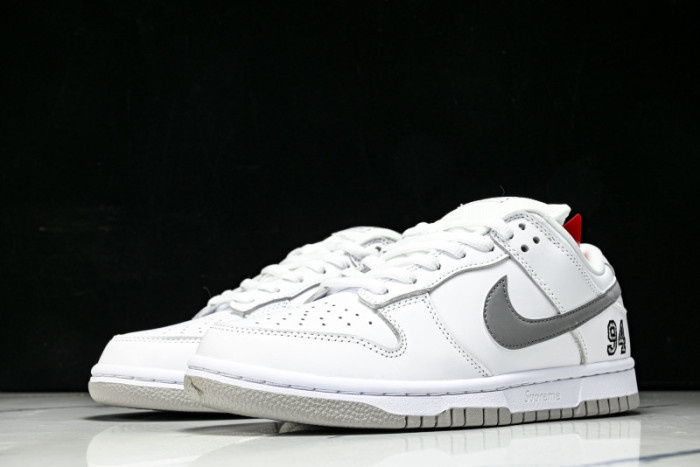 Nike SB Dunk Low Svp*me 94 White Metallic Silver HQ8487-100
