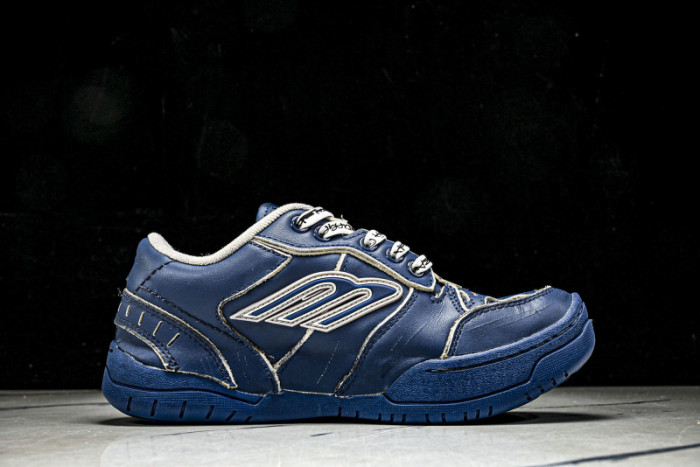 BLCG Sneaker 825418 WDWTS 1993