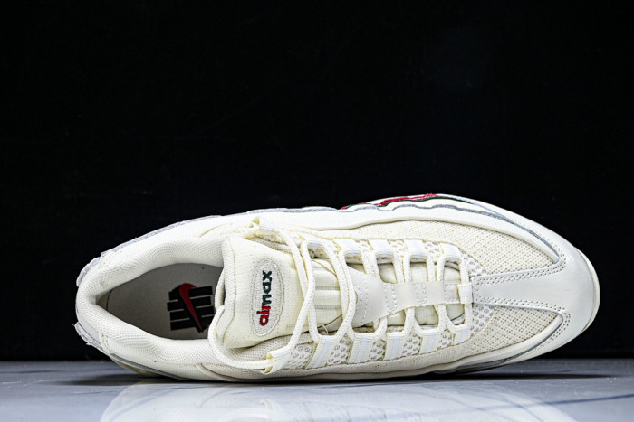 Nike Air Max 95 SP Undefeated Sail IB4453-100