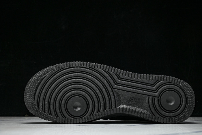 Nike Air Force 1 Low Retro QS 
