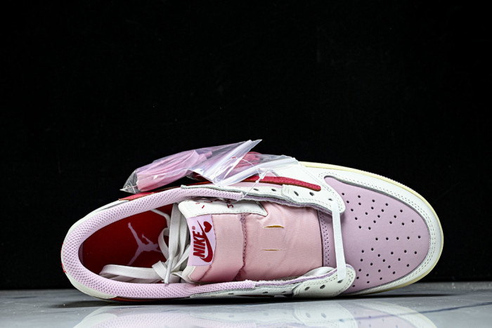 AIR Jordan 1 Retro Low "Shy Pink" IQ7604-101