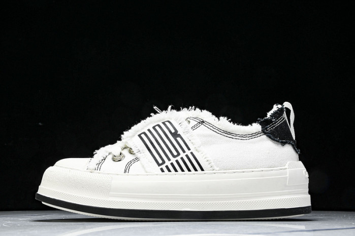 D10R Sneaker D896-173