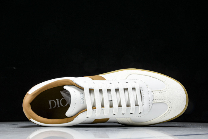 D10R SHOES B01 D896-177