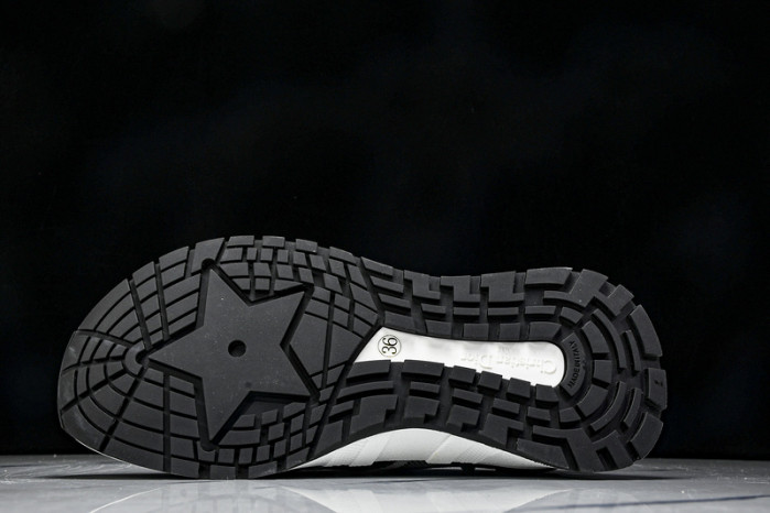 D10R Sneaker D896-170
