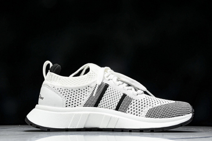 D10R Sneaker D896-171