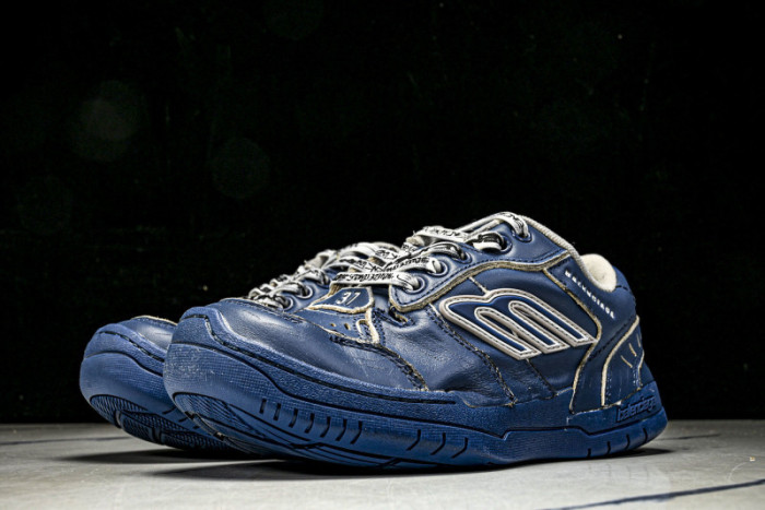 BLCG Sneaker 825418 WDWTS 1993